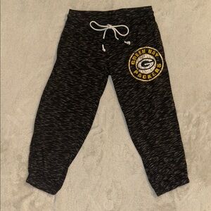 Green Bay Packers Women’s Capri Pants